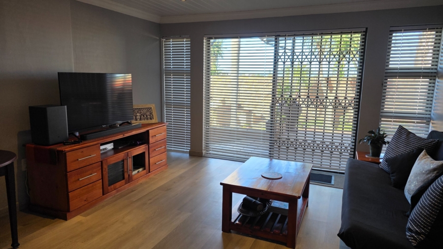 3 Bedroom Property for Sale in Hartenbos Central Western Cape